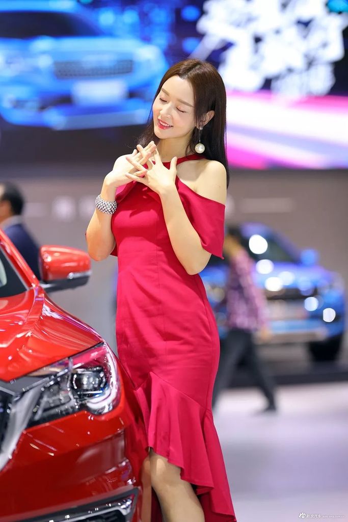 -ruO-hnyuqhi3180944.jpg