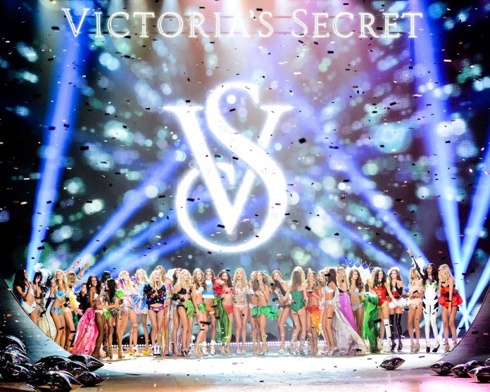 fashion_scans_remastered-victorias_secret-fashion_show-2012-scanned_by_vampireho.jpg