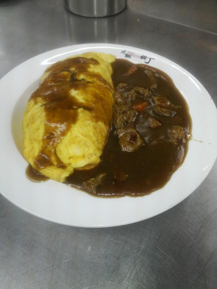 日式咖哩蛋包飯.jpg