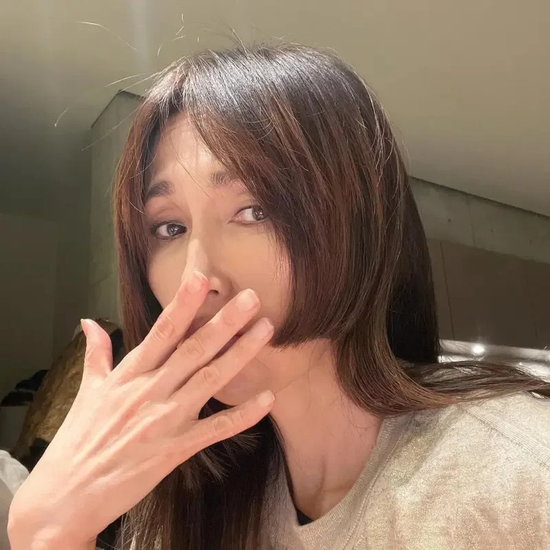 2 工藤靜香的手被網友嫌粗糙。.jpg