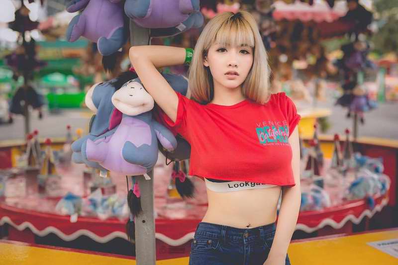 011.jpg