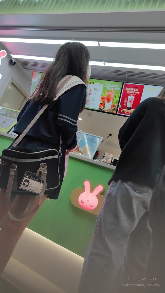 【XLBCD】239_013蓝色水手服小姐姐，白色丁字裤还漏跟毛 088.jpg