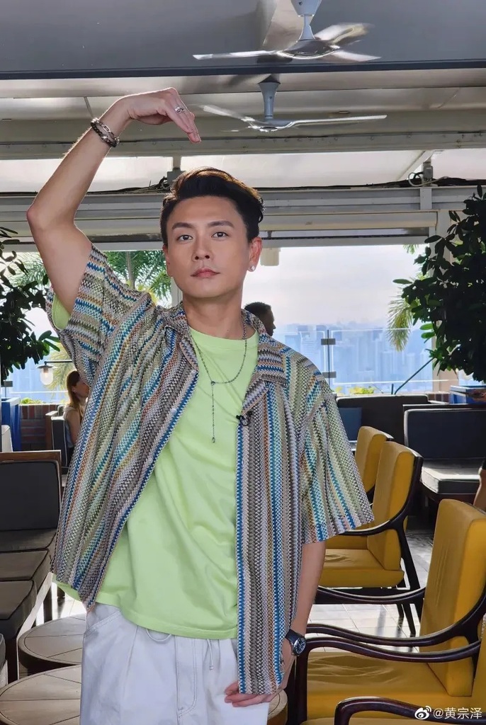 3  黃宗澤在香港影視圈佔有一席地位。（圖／翻攝黃宗澤微博）.jpg