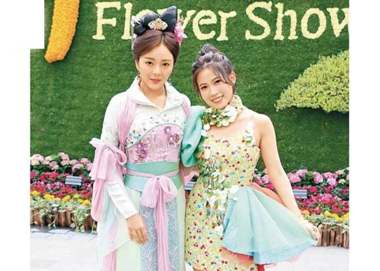 1 余思霆（左）自認身材不及波波。.jpg