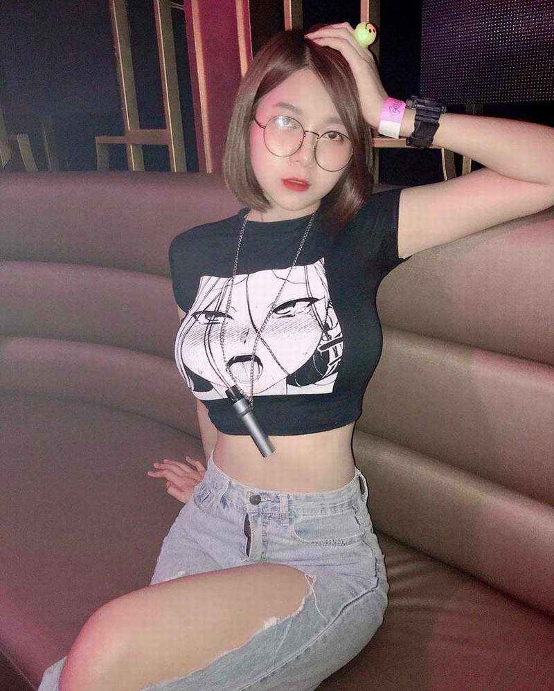 011.jpg