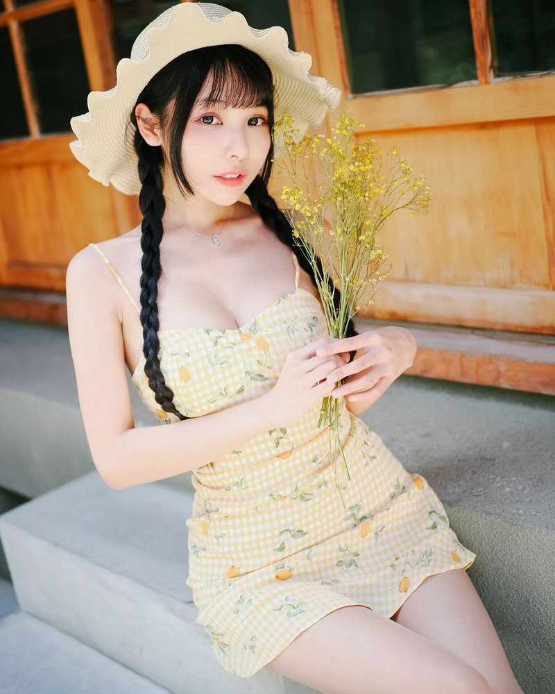 002.jpg
