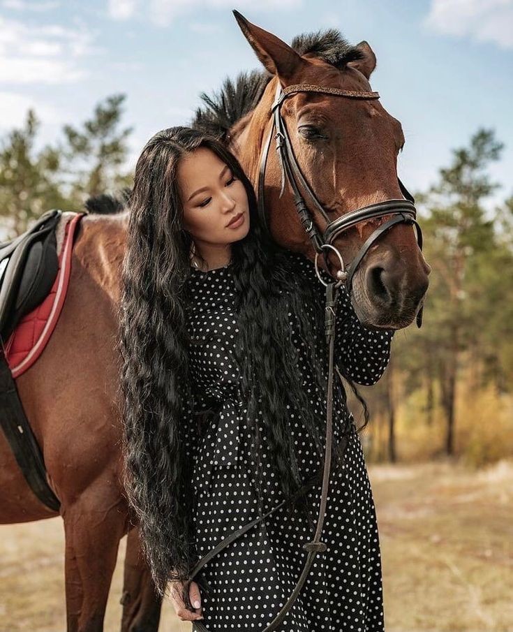 Ladies and Horses (32) - Copy.jpg