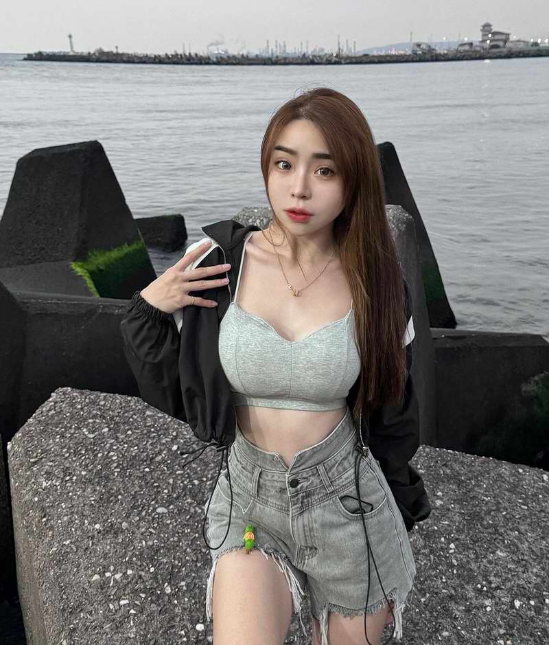 003.jpg