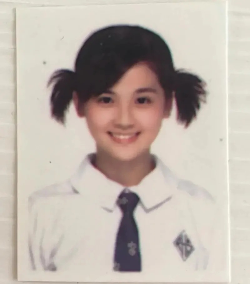 13 蔡卓妍學生時期嫩照曝光。.jpg