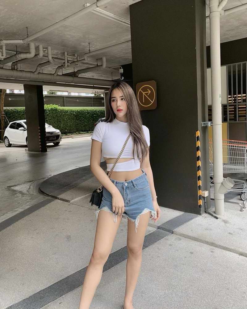 011.jpg