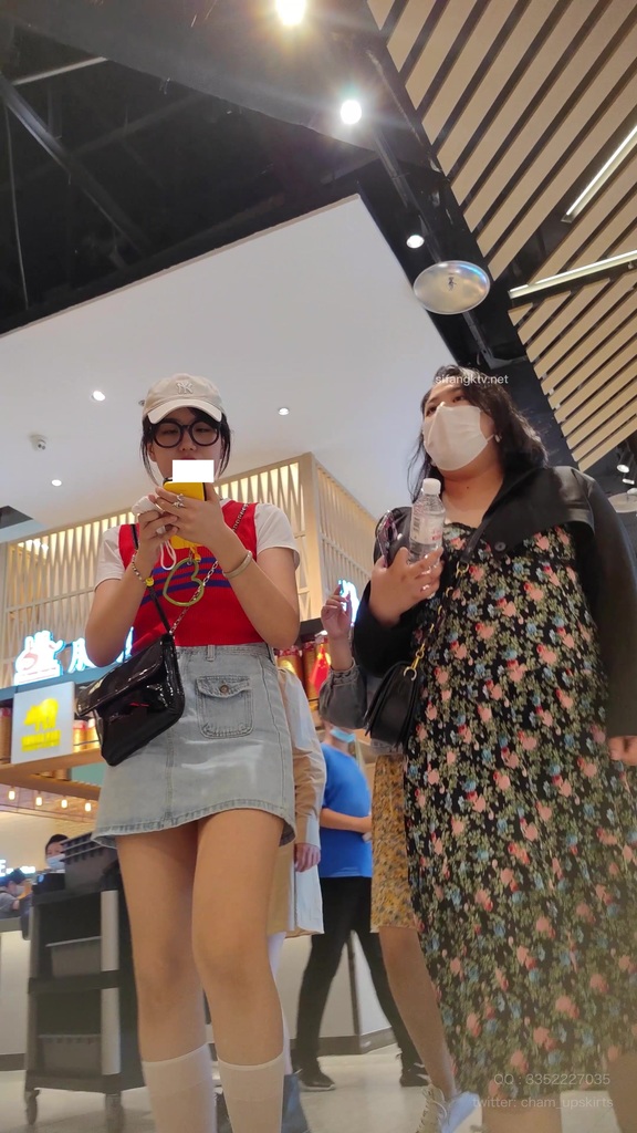 【XLBCD】225白色丝袜牛仔裙眼睛小姐姐，蓝色内内 24.jpg