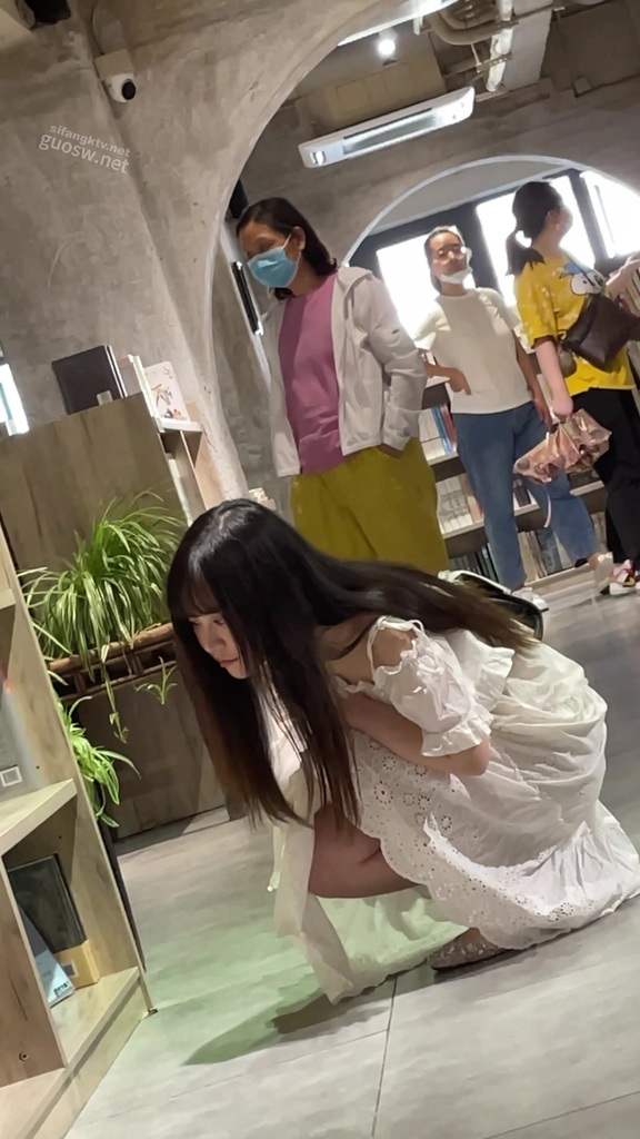 #新KingK SR级！抄底可爱乖巧白长裙小仙女 09.jpg