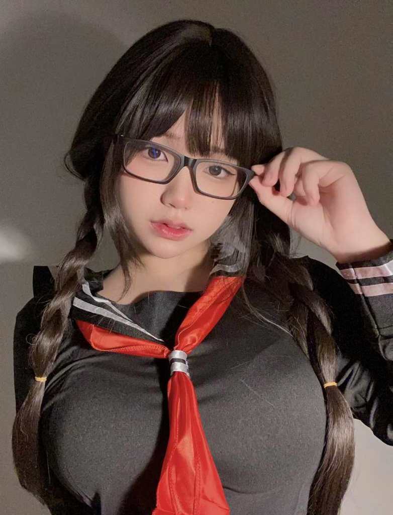002.jpg