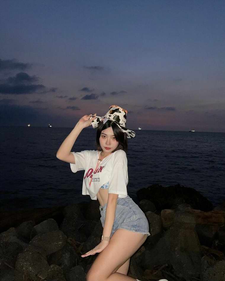 010.jpg