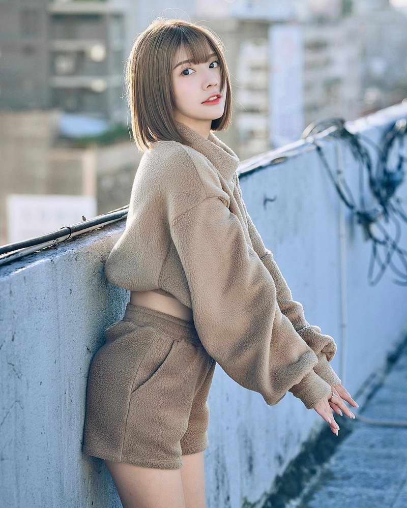 001.jpg