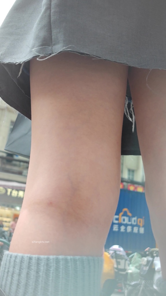 【XLBCD】231_005黑色长靴牛仔短裙小姐姐，粉色白边可爱内内 05.jpg