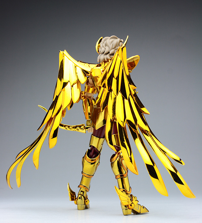 黃金聖衣 人馬座 艾奧羅斯 08.jpg