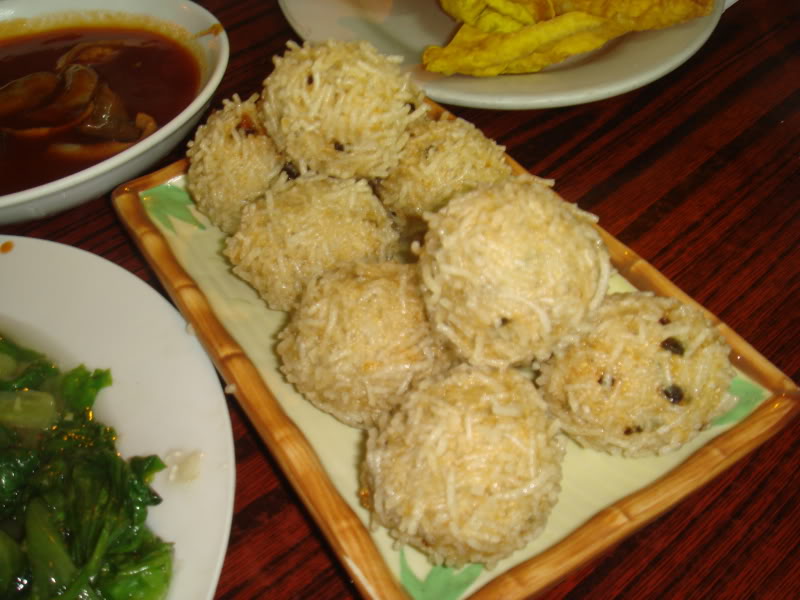 宵夜首選,果兩個炸物係香港未食過咁好味,特別係果個雲吞