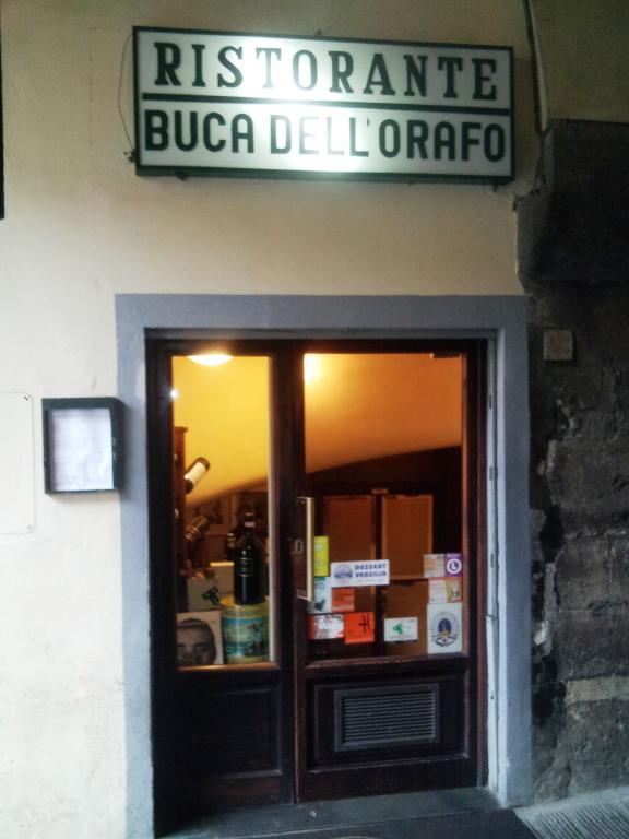 buca-dell-orafo-20110319-111429.jpg