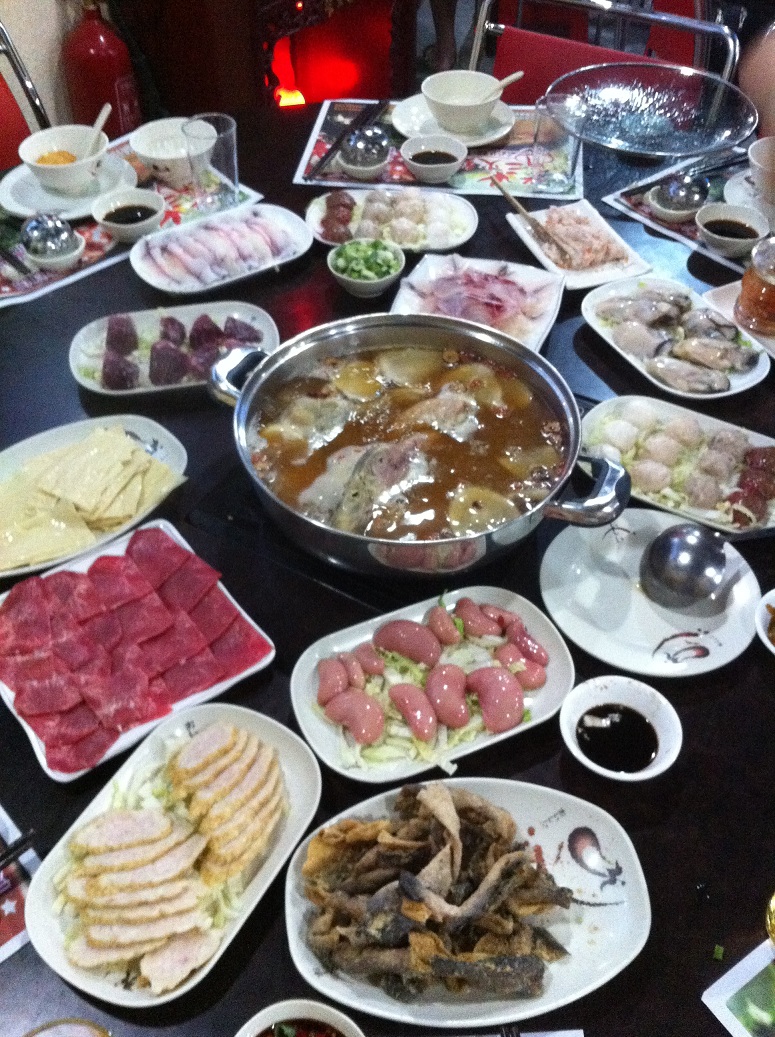 叫到成枱都係，哈哈哈