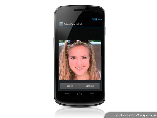 15a.可以透過 Face Unlock 容貌辨識技術為手機進行解鎖.jpg