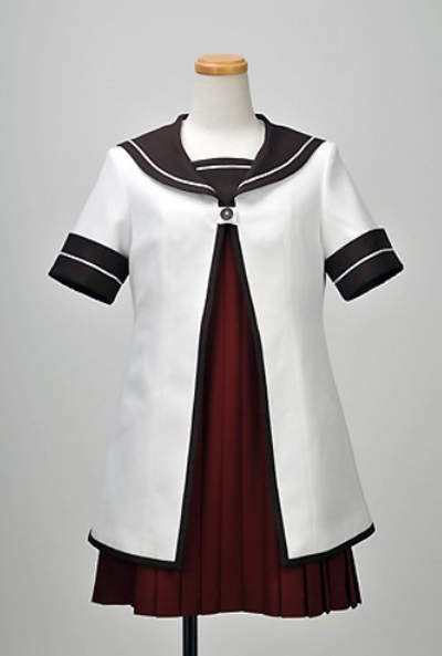 第6名：《搖曳百合(ゆるゆり)》七森中學校制服（夏服）.jpg