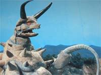 3 地底怪獸 古頓.jpg