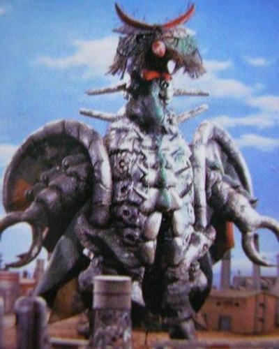 4 宇宙蛾 斯贝斯莫斯.jpg