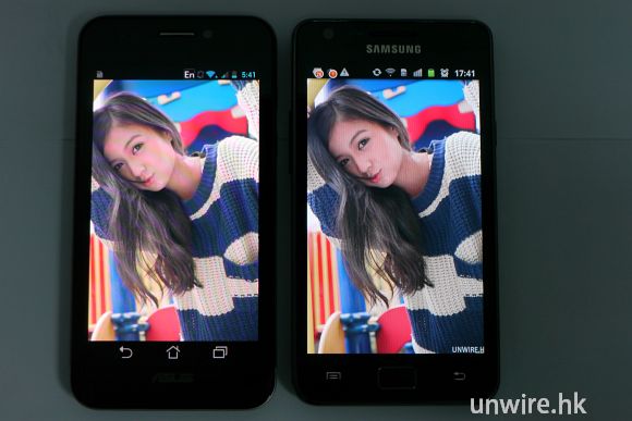 22.相片比較方面,Padfone（左）有點偏紅， Galaxy S II 較為偏藍，但兩者在睇相或片時.jpg