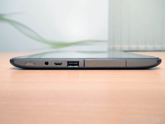 2.機身左側設有開關鍵、3.5mm 耳機插孔、micro USB 端子及 USB 2.0 端子（USB Host）..jpg