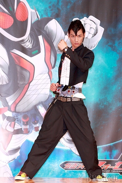 1 如月弦太朗.jpg