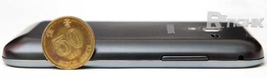 11.機身比上代稍薄，厚度為 11.3mm.jpg