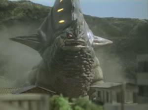 6 甲壳地底怪兽·莊尼路.jpg