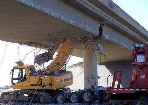 如果係强國D公交橋, 早就玩完啦!.jpg