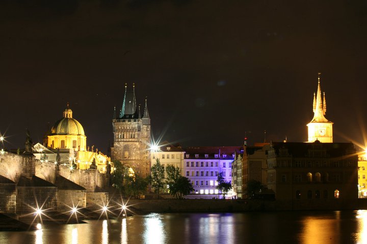 190227759x50n4kw950nn7.jpg