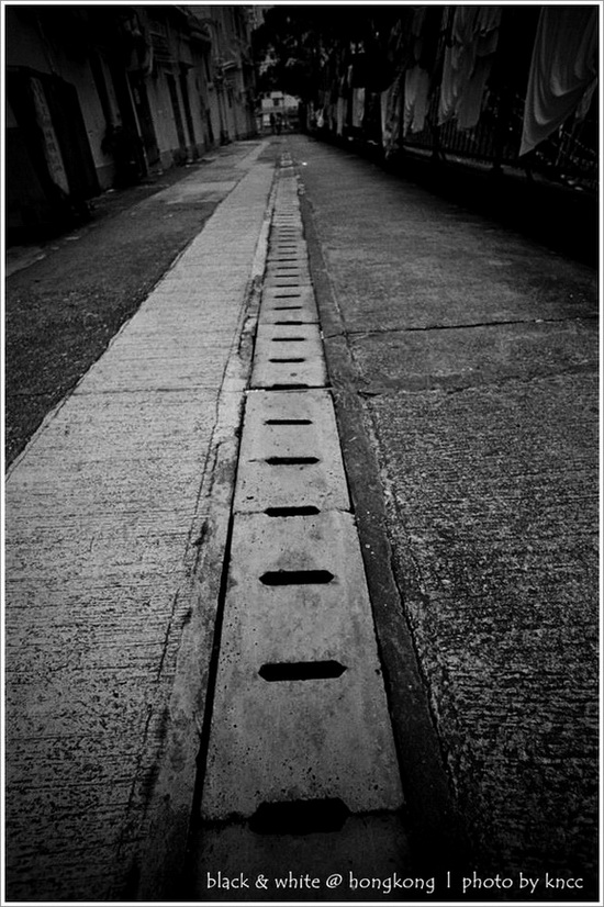 black & white (1)  009.jpg