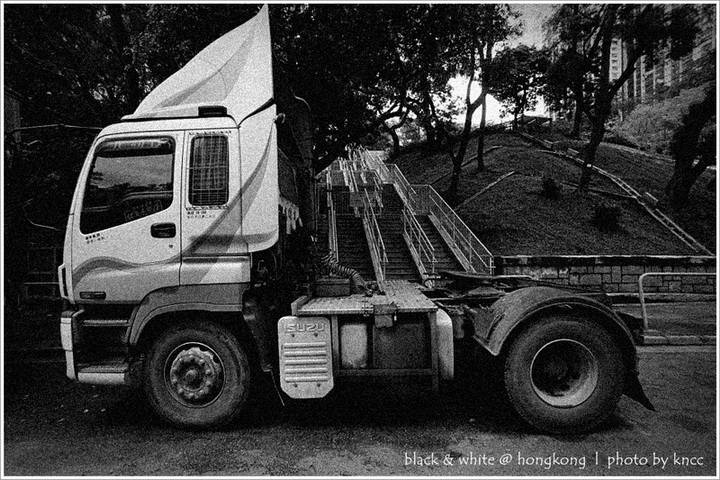 black & white (1)  010.jpg