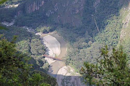 20 梯田對下600米峭壁下的烏魯班巴河 Urubamba River.jpg