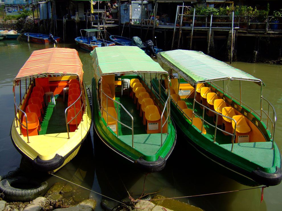 3-boats.jpg