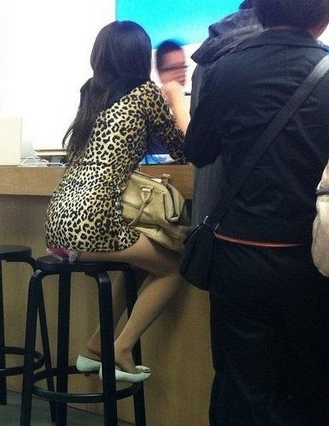 男人泡吧唔止飲洒 ga.jpg