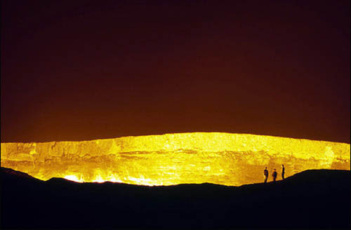 Burning_Gates_of_Turkmenistan_1.jpg