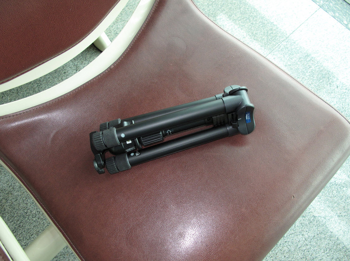 折合後的高度度約28.5cm