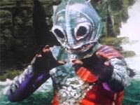 18 食人魚怪人.jpg