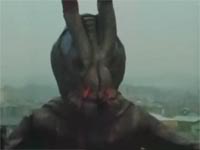 32 女王蟻怪人.jpg