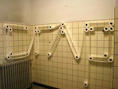 toiletpaper machine機器.jpg