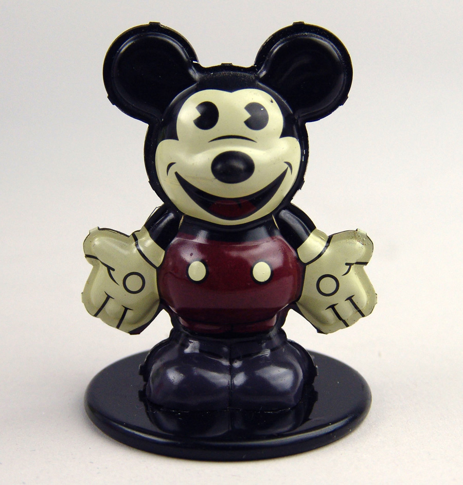 Disney tin set1a.jpg