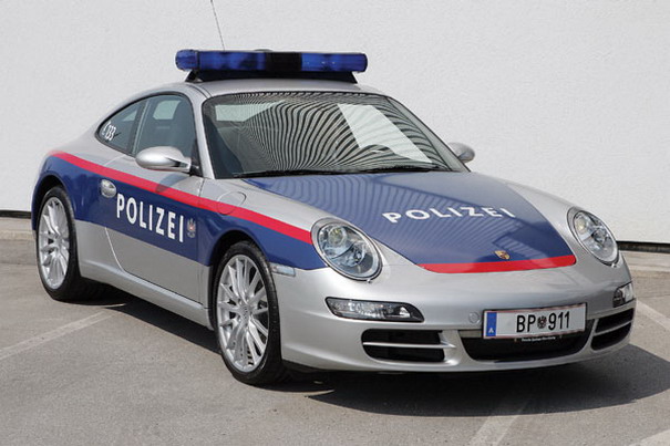 Austria Porsche 911.jpg