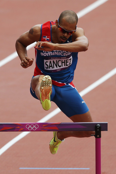 Felix Sanchez Olympics Day 7 Athletics f4Bqz4oQDvMl.jpg