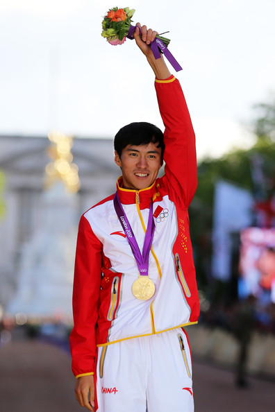 Ding Chen Olympics Day 8 Athletics hON9aEvzQugl.jpg