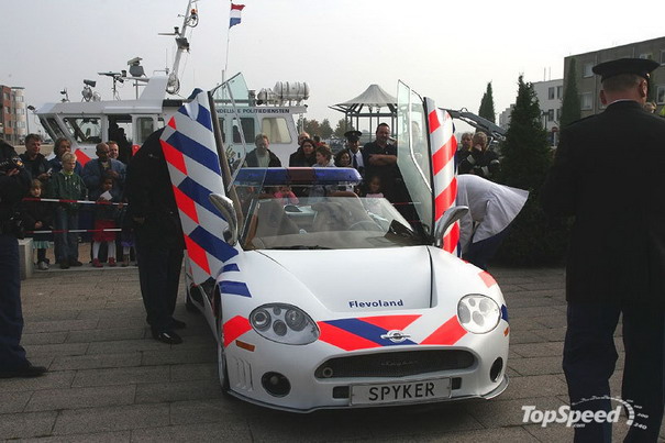 Netherlands Spyker C8 Spyder 02.jpg